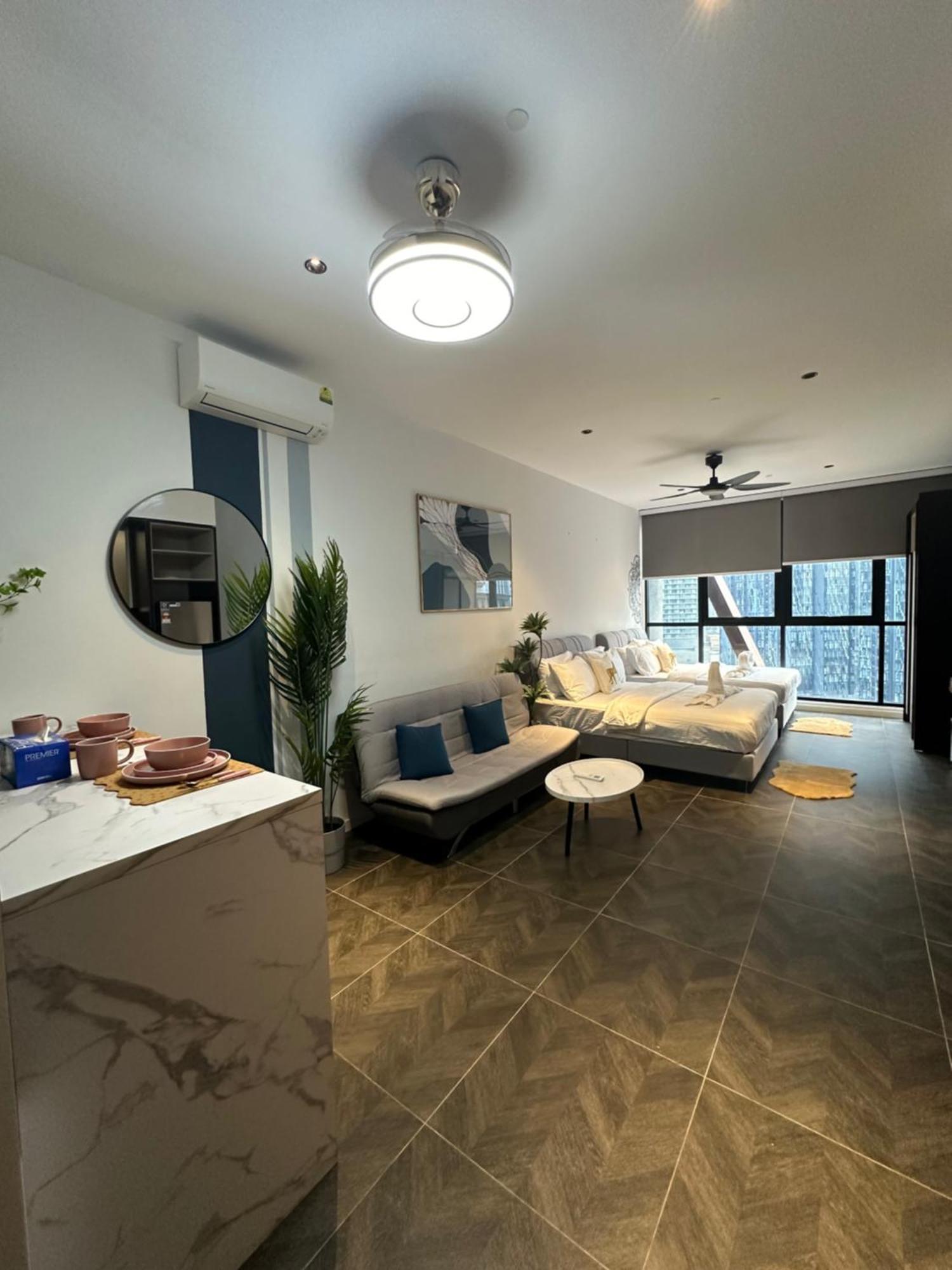 Skyline Homes By Scarletz Suites Klcc كوالالمبور المظهر الخارجي الصورة