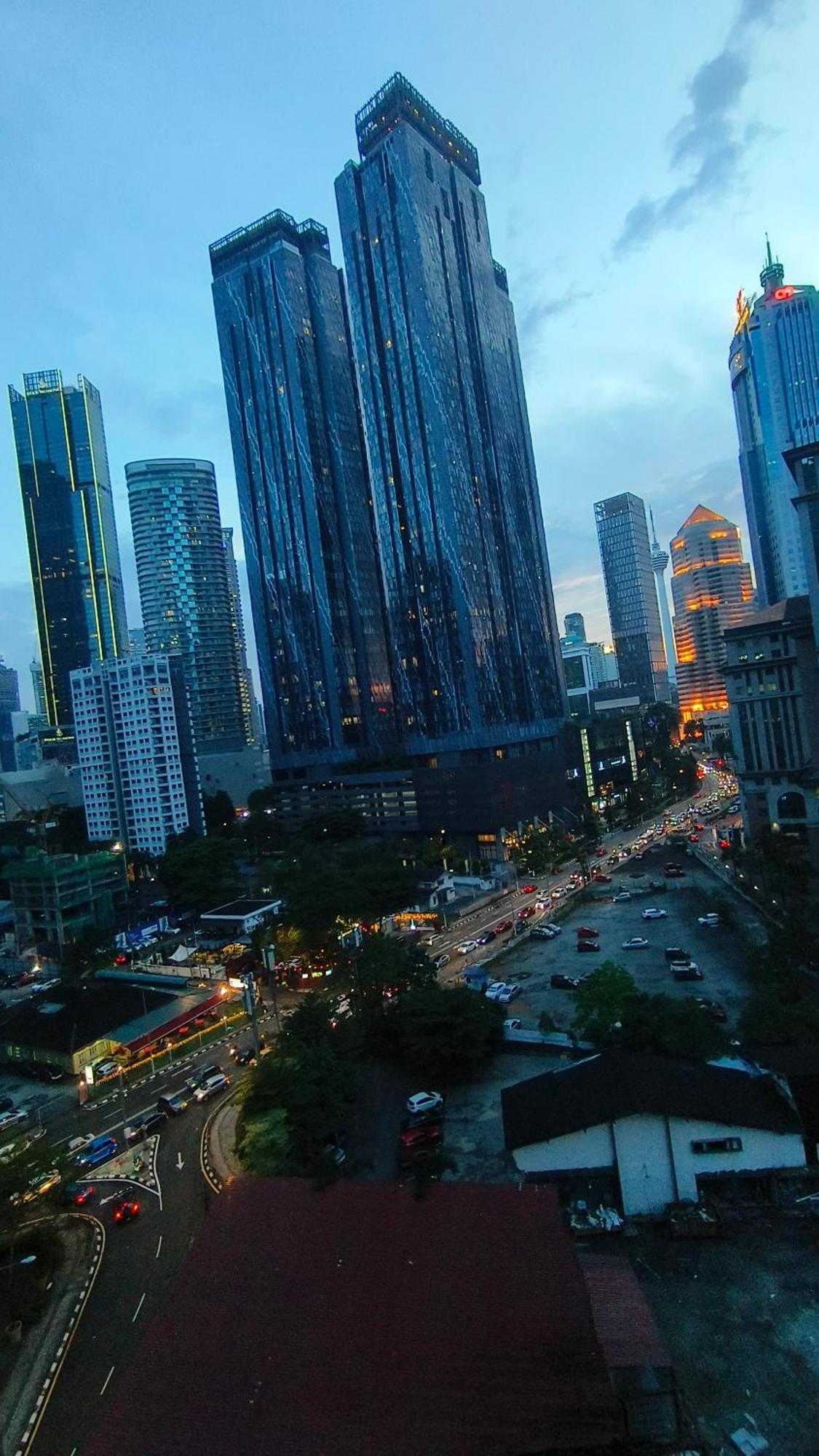 Skyline Homes By Scarletz Suites Klcc كوالالمبور المظهر الخارجي الصورة
