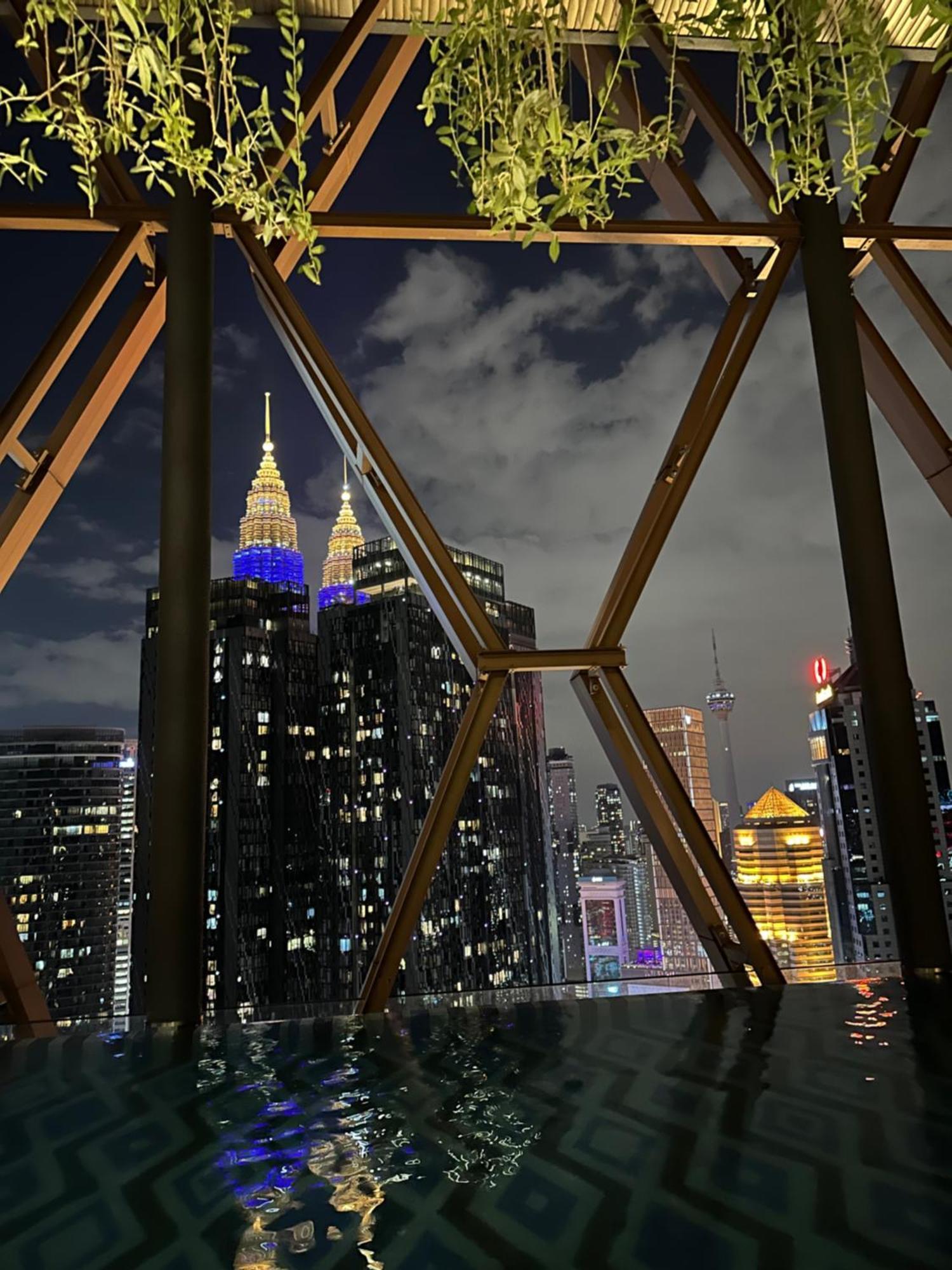 Skyline Homes By Scarletz Suites Klcc كوالالمبور المظهر الخارجي الصورة