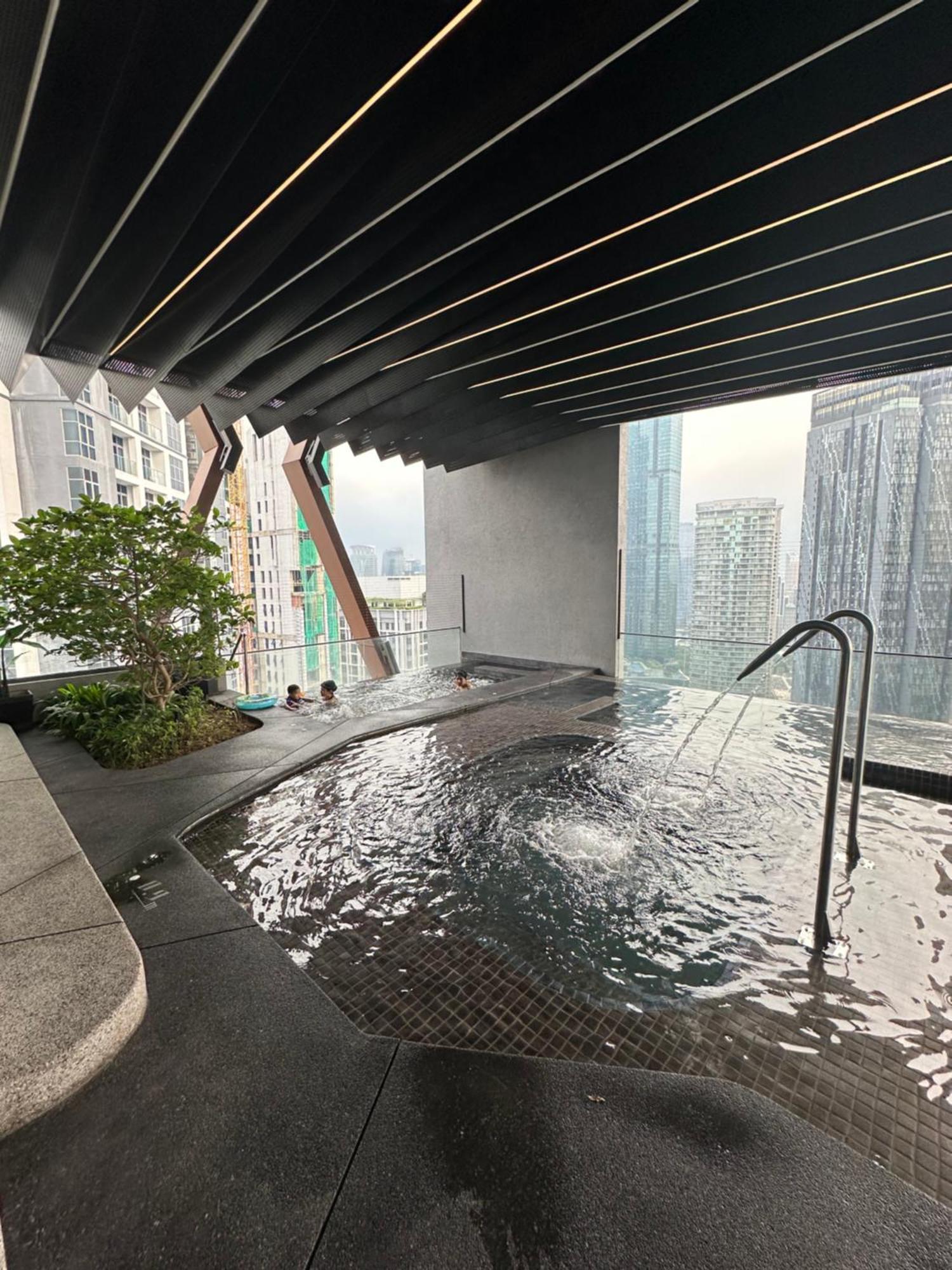 Skyline Homes By Scarletz Suites Klcc كوالالمبور المظهر الخارجي الصورة